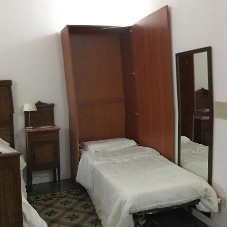 Appart hôtel Crispi *